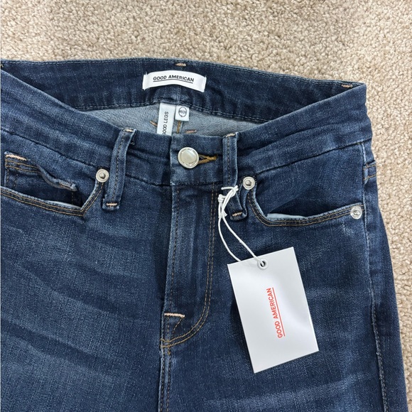 🆕 GOOD AMERICAN Good Legs Skinny Jeans - Picture 8 of 16